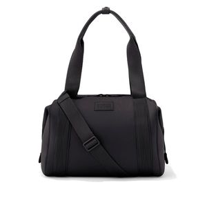 DAGNE DOVER

LANDON CARRYALL MEDIUM